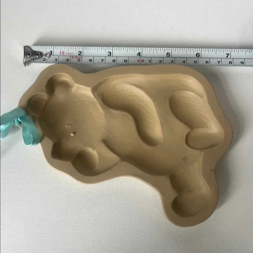 Disney Brown Bag Cookie Art - Pooh Bear Cookie Mold